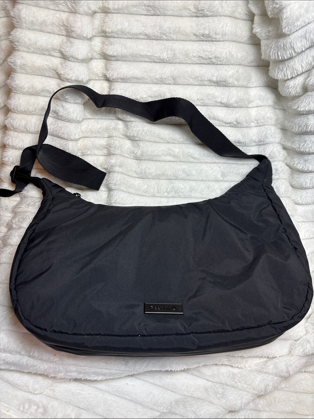 Reebox Black Nylon Puffer Crossbody Bag